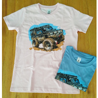 Kids Tee with color print